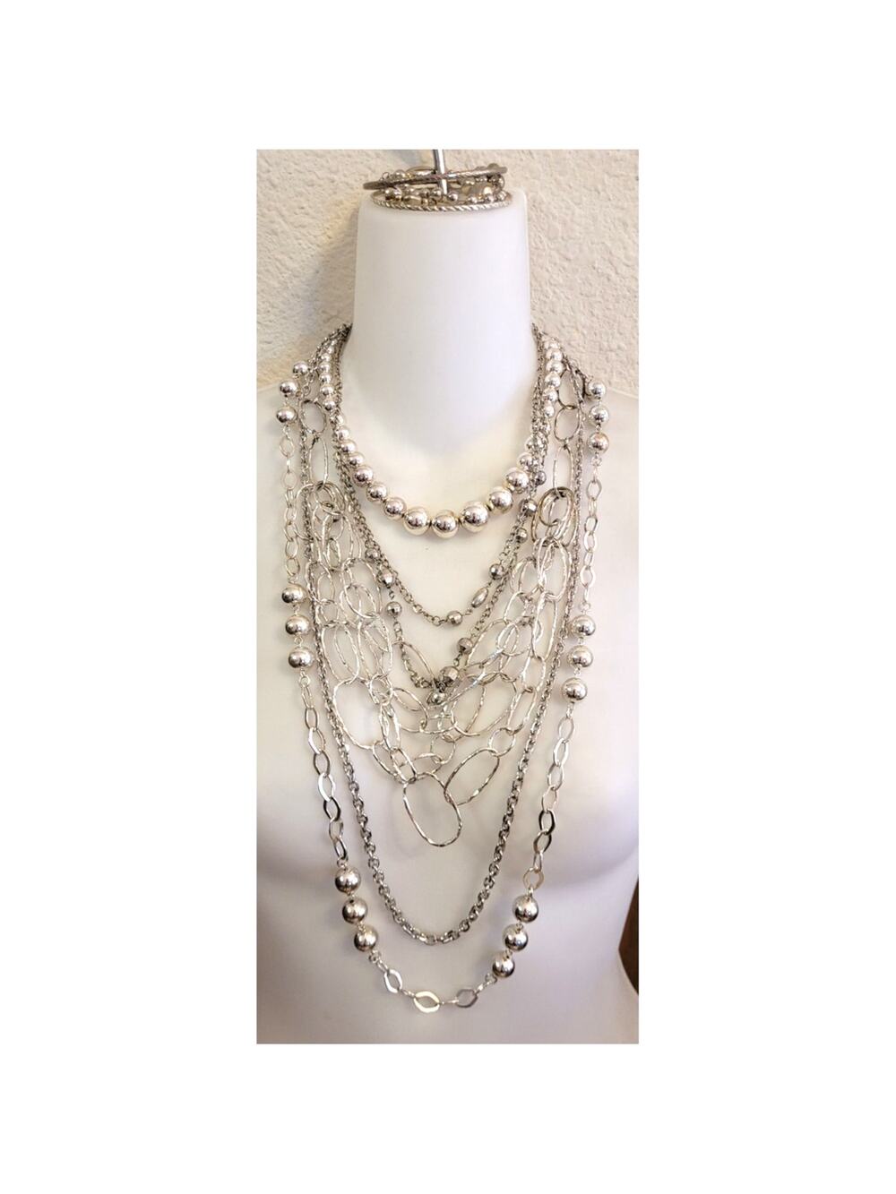 Silvertone Jewelry Lot Necklaces Bracelets Pierced Earrings Y2K Stackable Beaded
